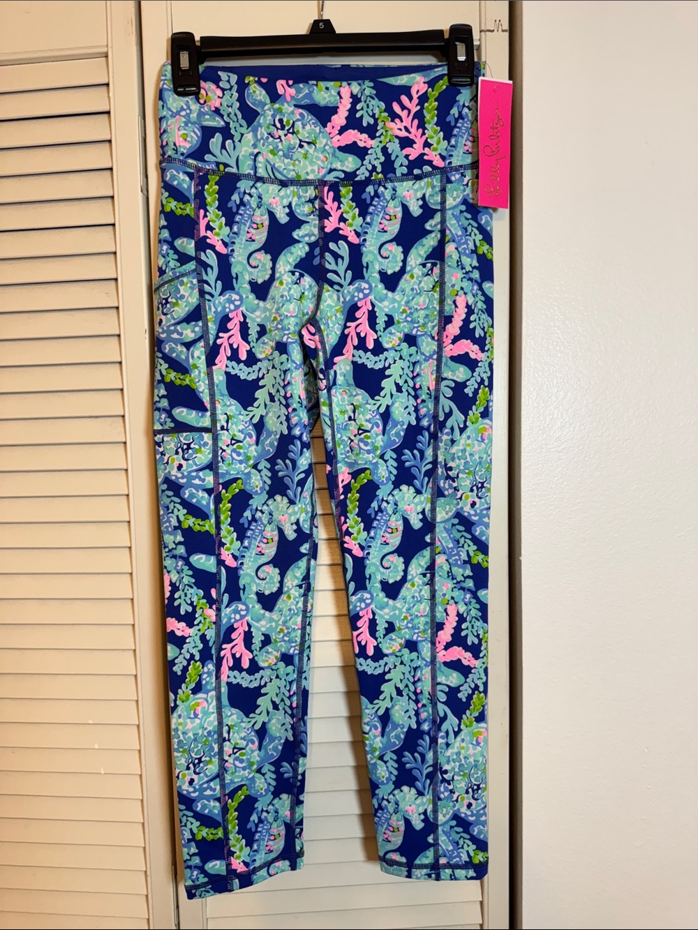 Lilly Pulitzer Navy Seahorse Print Leggings with Pink & Aqua Accents